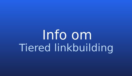 Gråt informationskort med teksten "tiered linkbuilding" og en kort forklaring om flere linklag i SEO